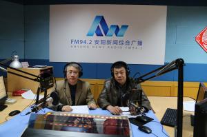 益和熱力公司董事長(zhǎng)、總經(jīng)理?xiàng)钣婪逶谖沂芯W(wǎng)上市民之家與廣大用戶群眾及網(wǎng)友進(jìn)行了在線交流溝通